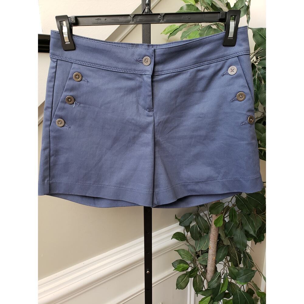 Isaac Mizrahi Navy Blue Button Shorts Size 4‎ Stylish Cotton Blend Summer Wear